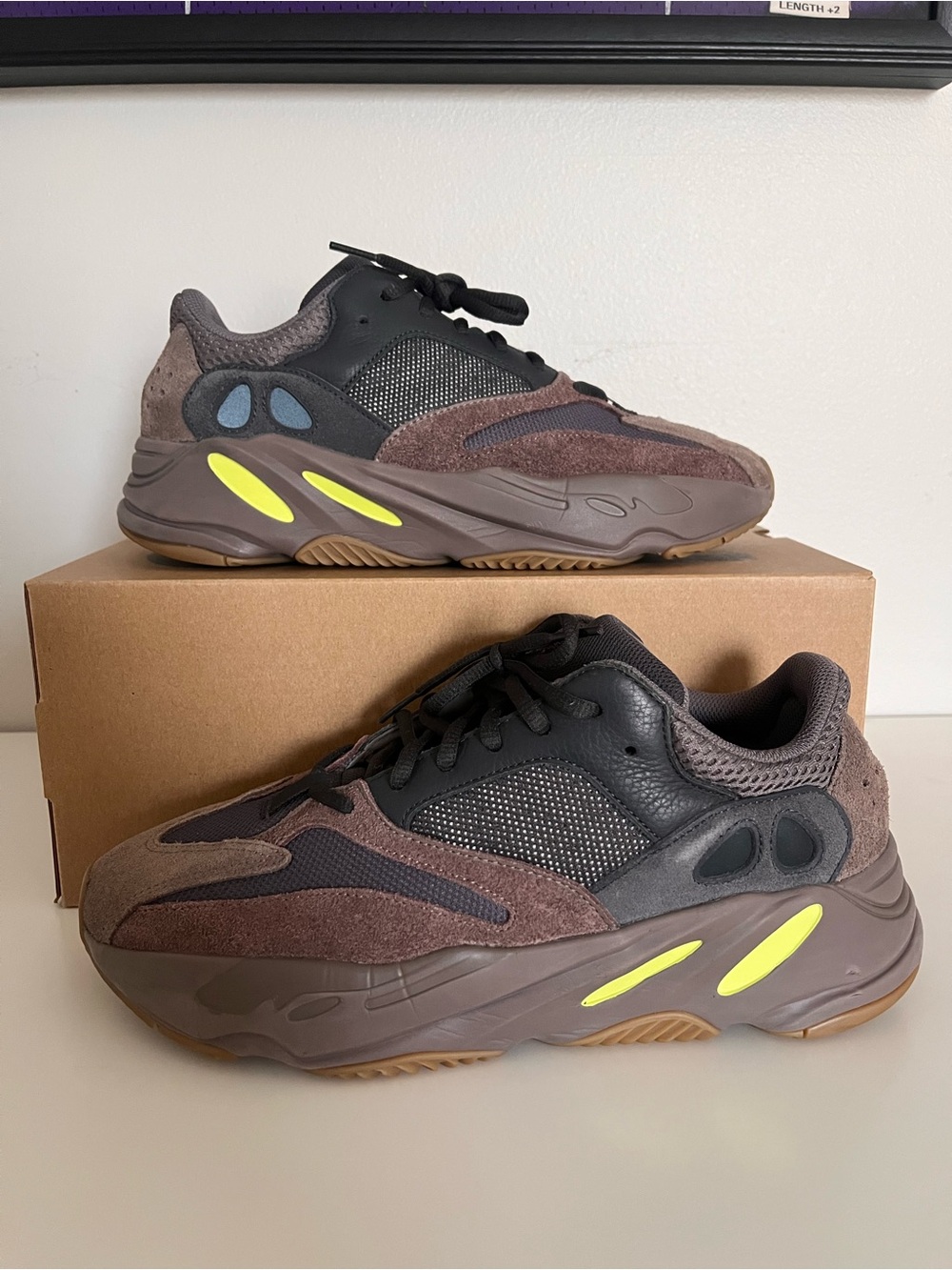 Adidas Yeezy Boost 700 Mauve, Used (Size US Men’s 10.0)
